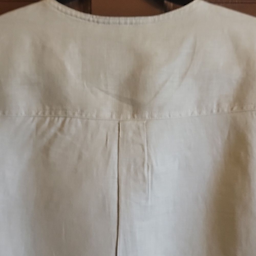 Jones New York-Linen Khaki colored top,Scoop Neck, 3/4 sleeves M - Picture 8 of 8